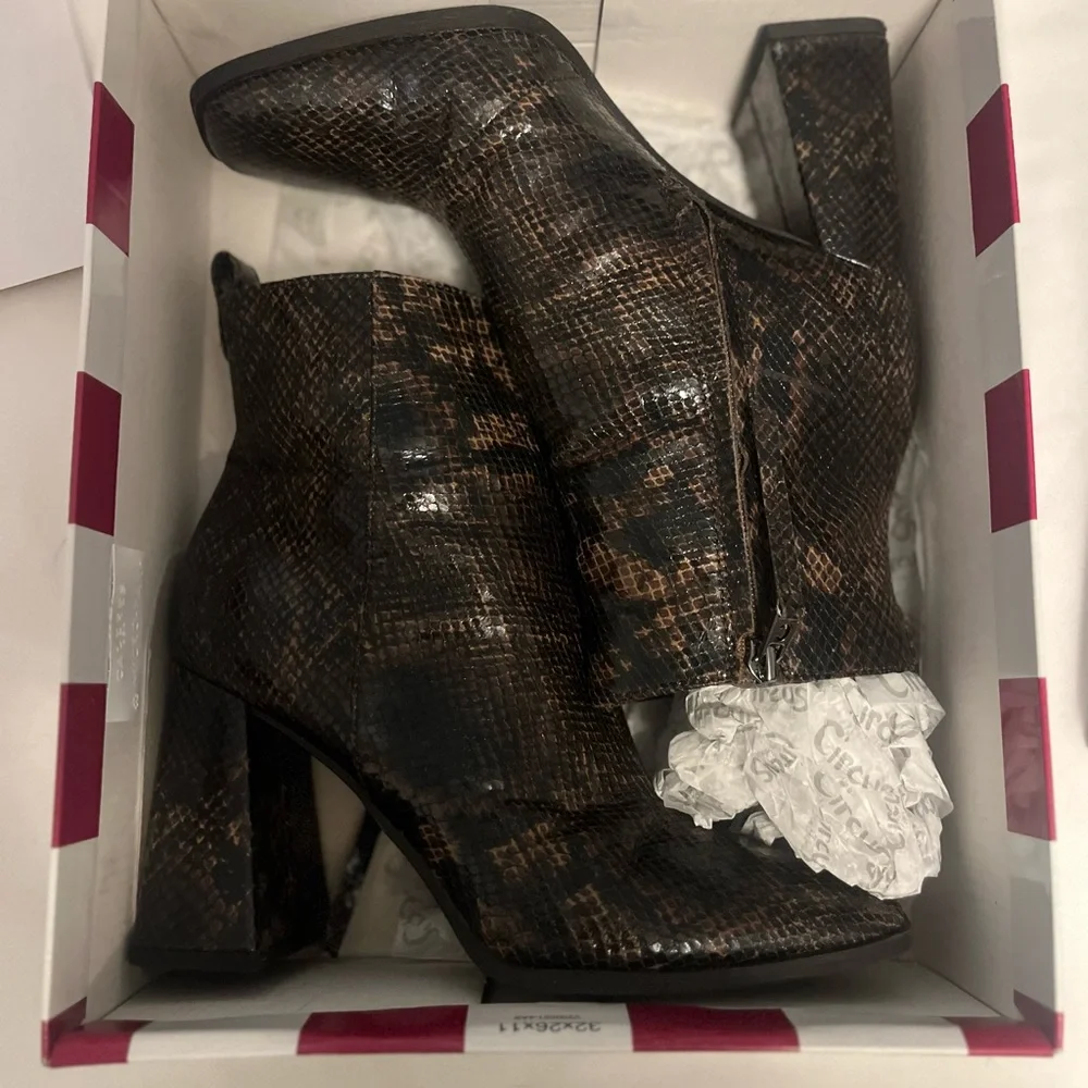 Sam Edelman Brown Snakeskin heeled boots - Picture 5 of 5